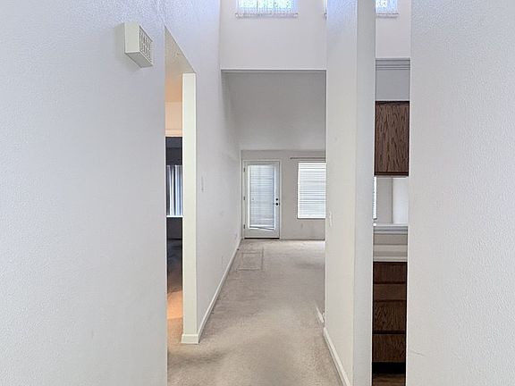 4th image of 13775 SW Scholls Ferry Rd APT 25