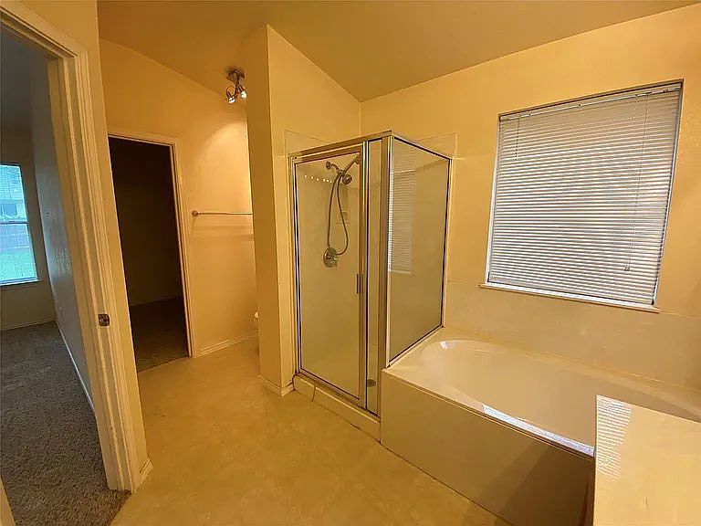 2nd image of 120 Copperwood Loop #120