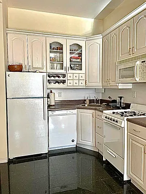 Rented by Oxford Property Group | media 18