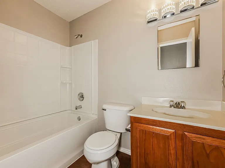9128 Garden Springs Dr — Photo 14