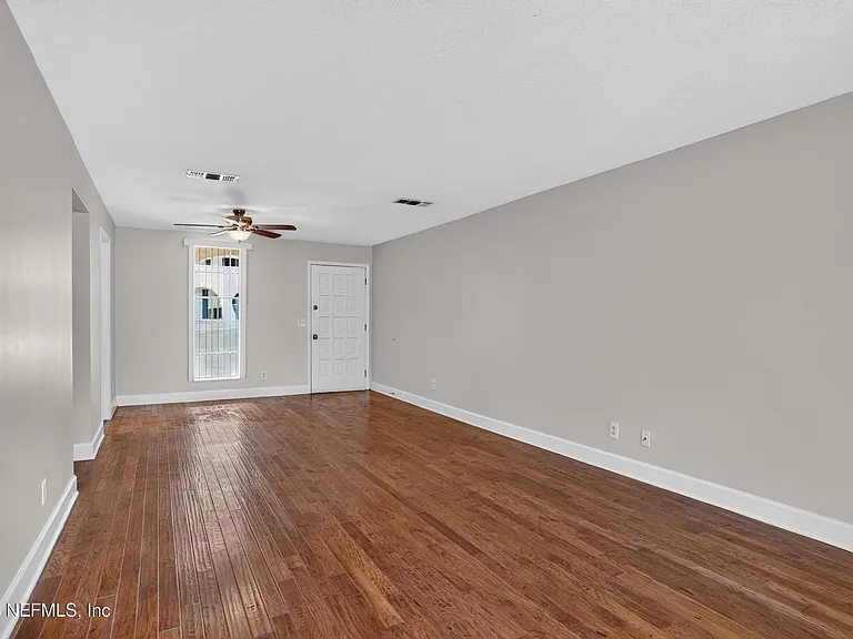 1757 El Camino Rd #4 — Photo 13