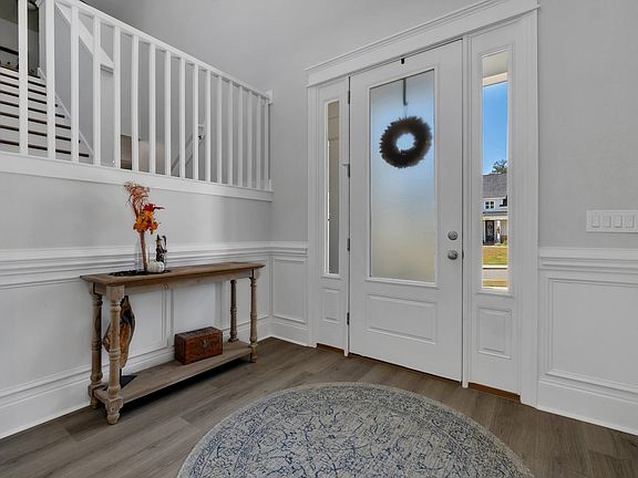 2nd image of 8517 Castle Pine Dr