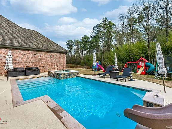 2nd image of 443 Oakwood Trace Ct