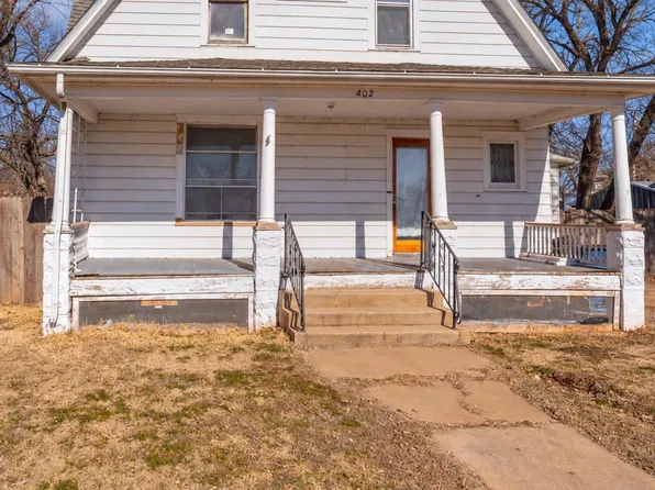 402 E E St #B, Kingman, KS 67068