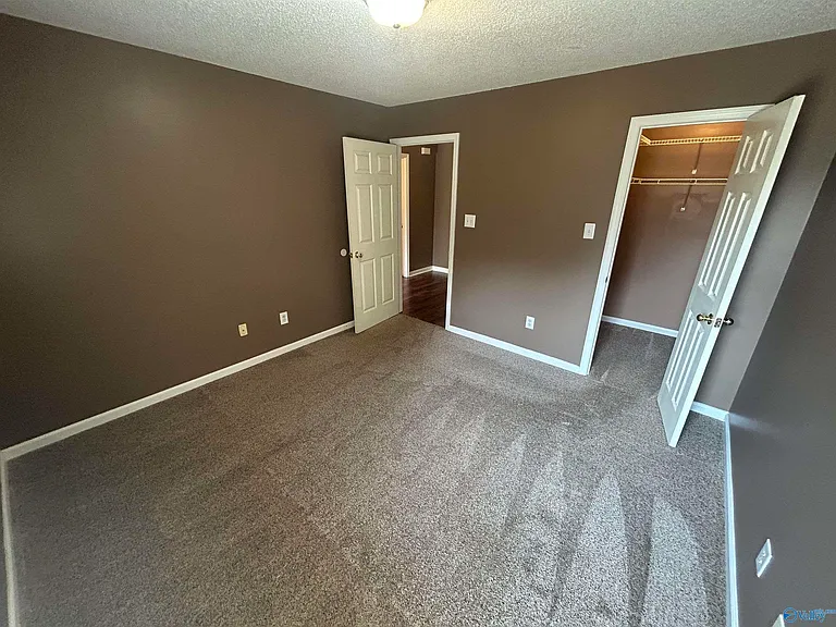 111 Sunnyfield Dr — Photo 10