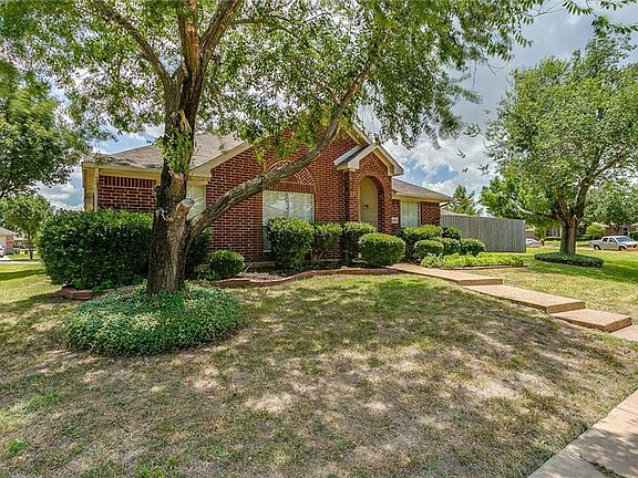 2nd image of 7406 San Carlos Dr