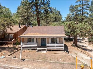 842 Vista Ave, Sugarloaf, CA 92386