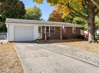 2401 Tam O Shanter Rd, Kokomo, IN 46902