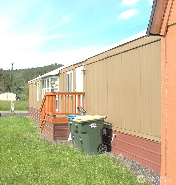 4th image of 105 Mills Lane