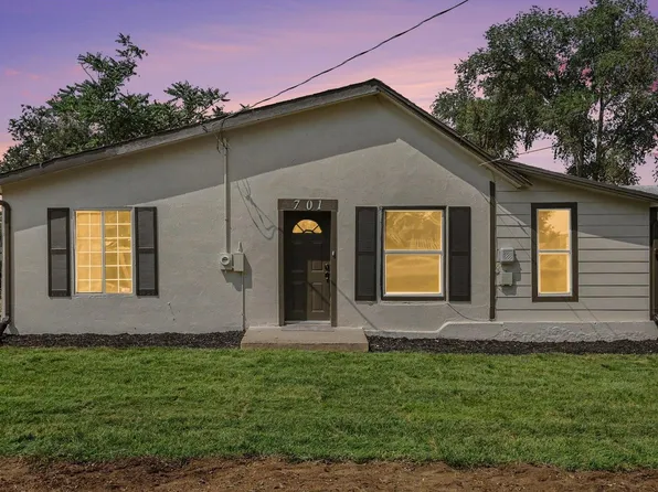 701 35th St, Evans, CO 80620