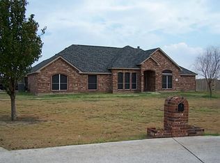 1520 Masters Dr, Crandall, TX 75114