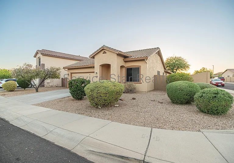 39560 N Prairie Ln — Photo 3