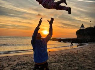 691 Cliff Dr, Laguna Beach, CA 92651