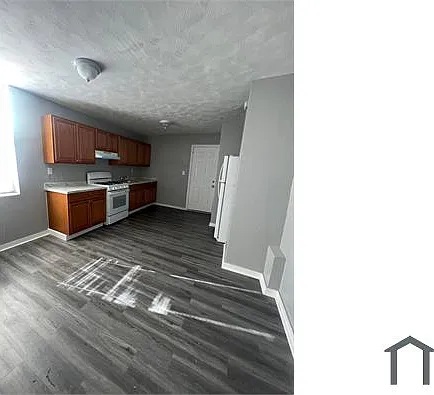 4 bed, 1300 sqft, $3,700 — Photo 3