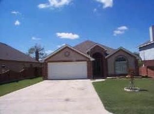1817 Avenue F, Grand Prairie, TX 75051