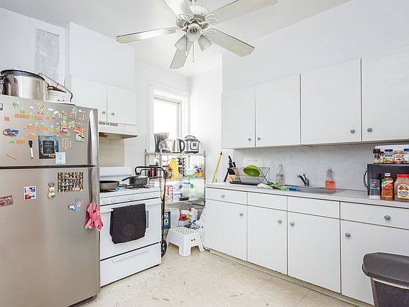 3rd image of 31-72 35th St #3B1