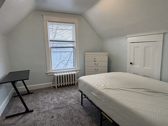 5th image of 37 Chestnut St #3