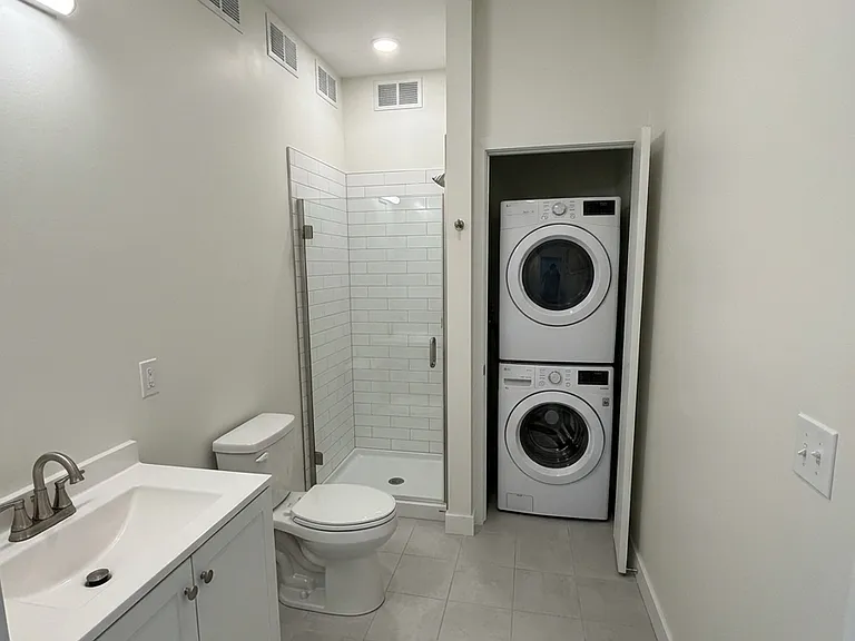 1307 Florida Ave — Photo 2