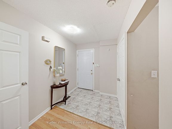 4th image of 1333 Mary St N #58