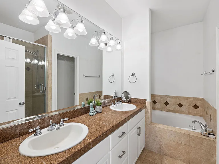 231 Aviation Pl — Photo 38