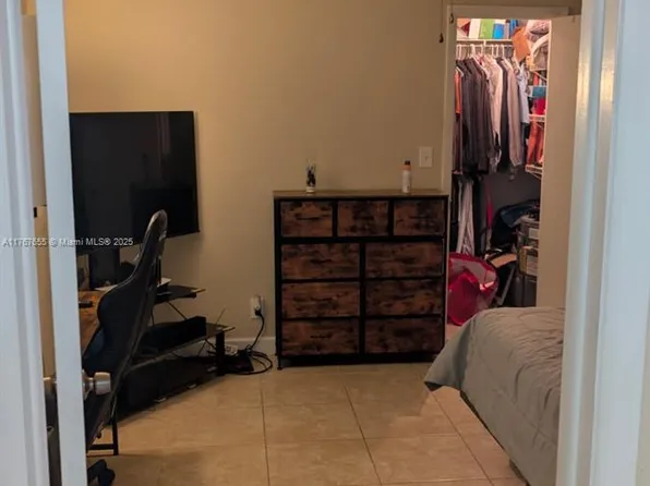 1824 Monroe St APT 2, Hollywood, FL 33020