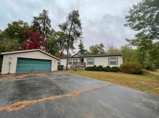 W4878 Chrissie Cir, Shawano, WI 54166