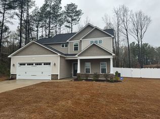 4716 Scenic Pines Dr, Hope Mills, NC 28348