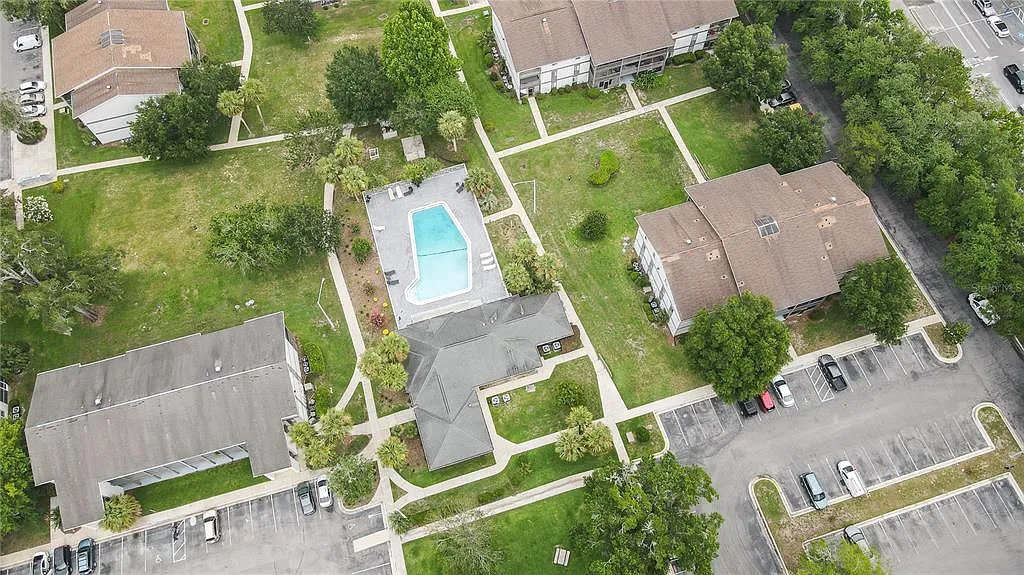 2 bed, 2.0 bath, 1003 sqft, $1,250 — Photo 1