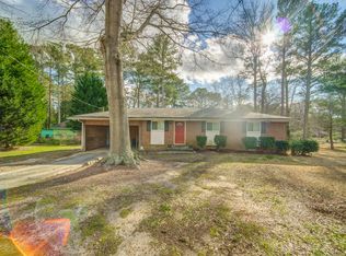 483 Mehaffey Dr, Fairburn, GA 30213