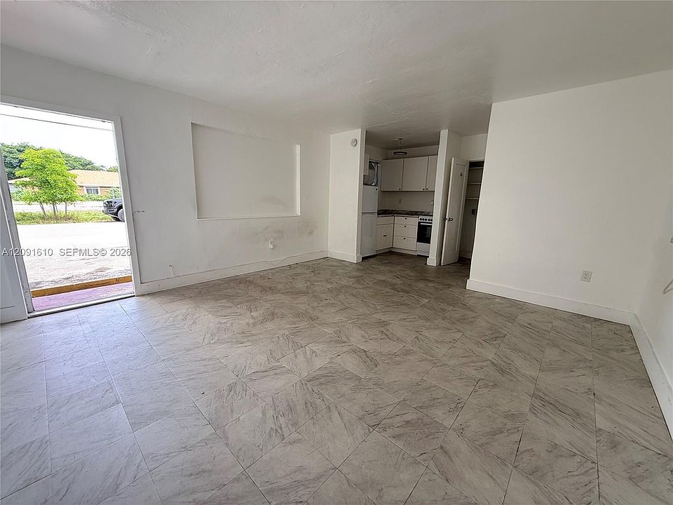 1st image of 7000 NW 8th Ave APT 3