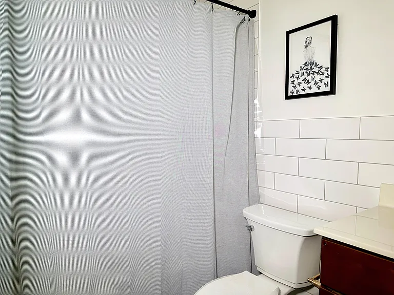 437 W Grant St #302 — Photo 42