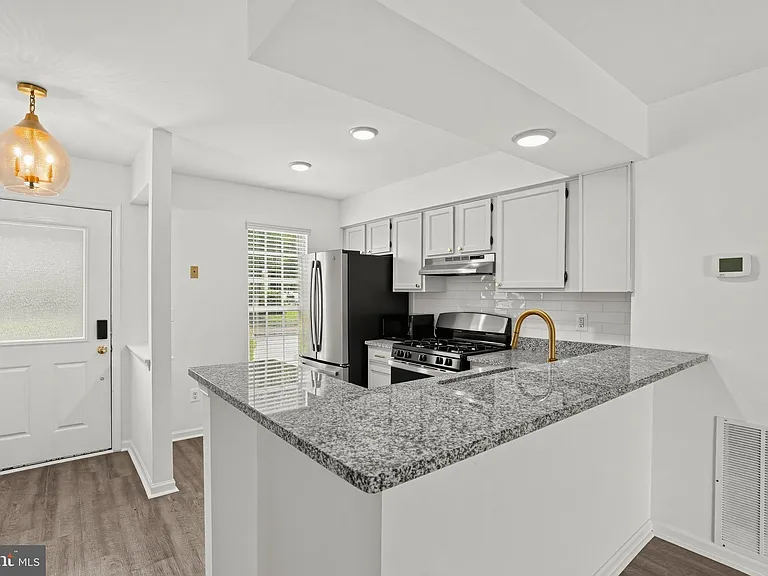 14711 Green Park Way — Photo 13