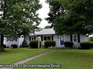 632 Orchard Heights Dr, Spencer, IN 47460