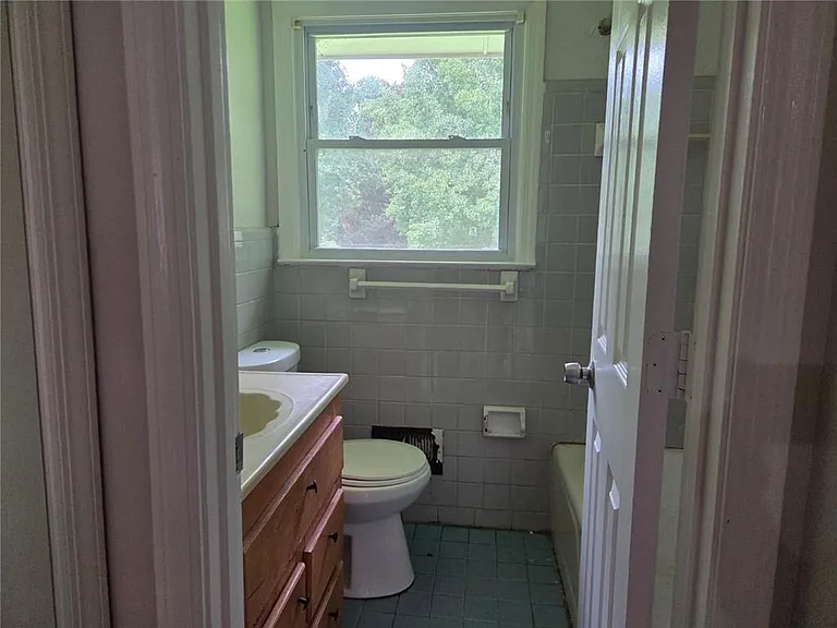 4609 Puckett St — Photo 8