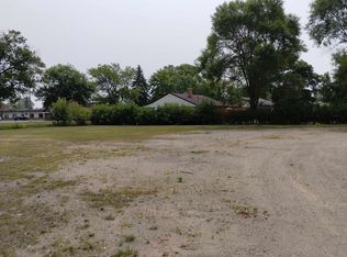 1021 N 20th St, Escanaba, MI 49829