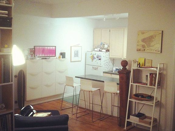 5th image of 419 Myrtle Ave APT 2B