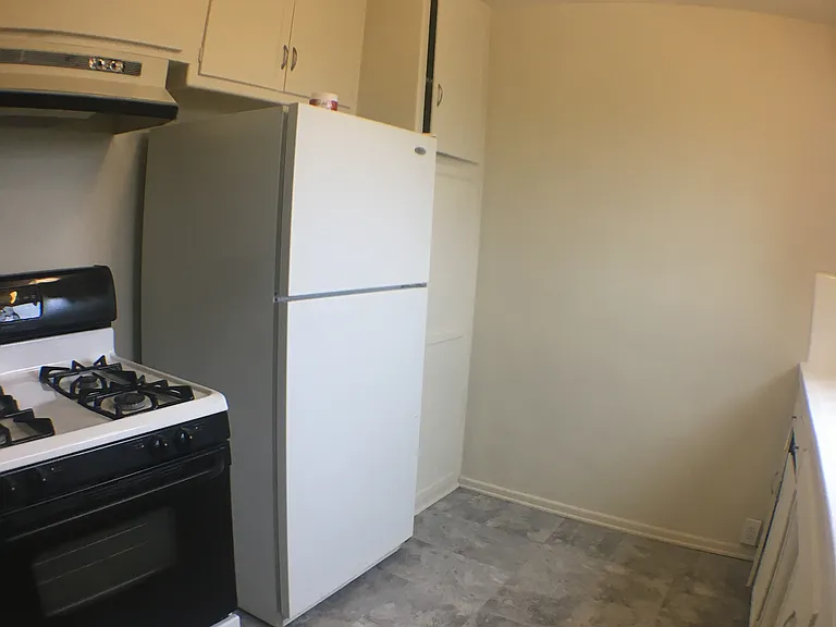 1326 Edgecliffe Dr #1 — Photo 14