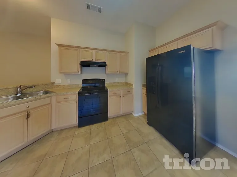 1409 Mallard Dr — Photo 7