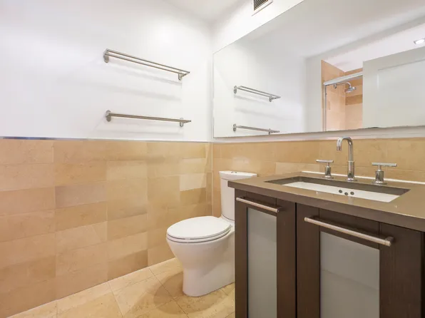 64-05 Yellowstone Boulevard image 12 of 14