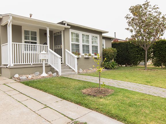3rd image of 4739 Soria Dr