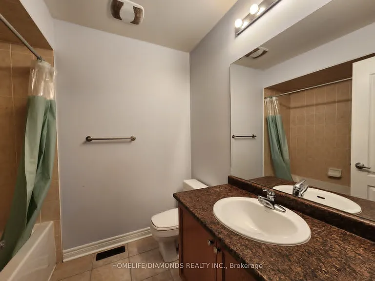 22 Colonel Lyall St — Photo 18