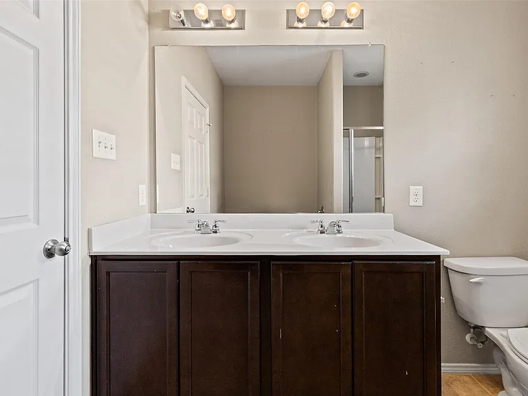 2904 Whispering Pine Blvd — Photo 15