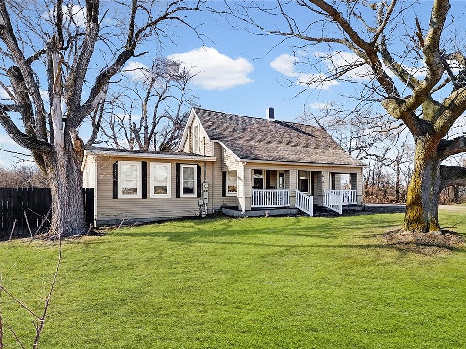 1st image of 812 Brewer Rd