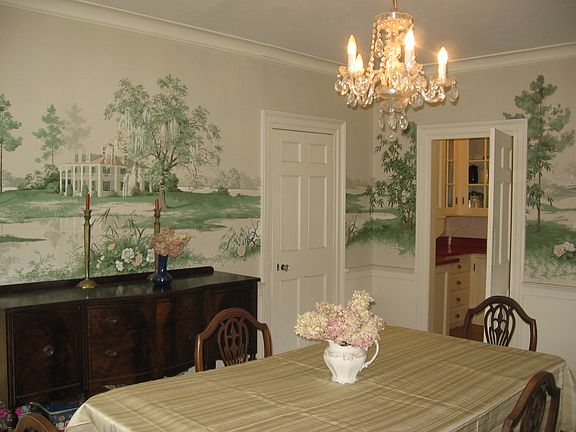 Formal Dining with Fireplace