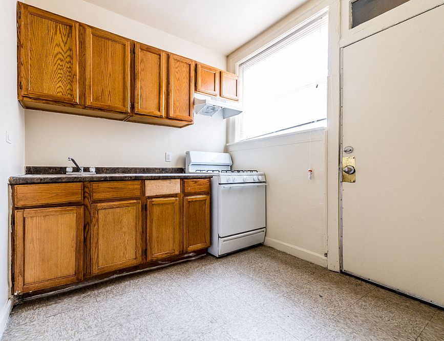 Kitchen at 9040 S Bishop