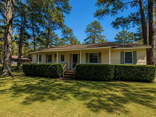 540 Pine St, Crockett, TX 75835
