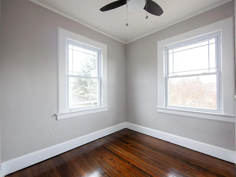 34 Willow St — Photo 8