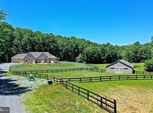 2512 Kenner Ln, Midland, VA 22728