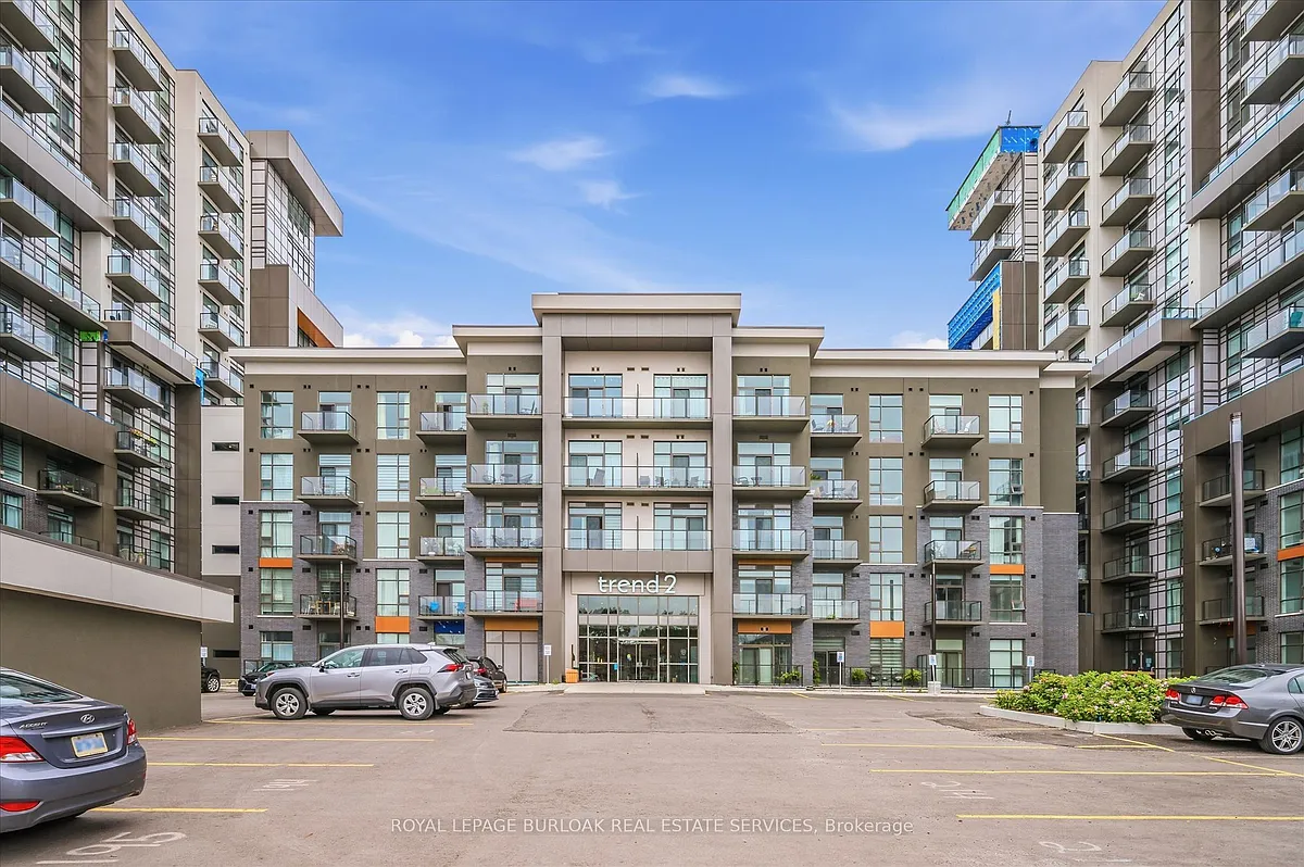 Building Photo - 460 Dundas St E #1212