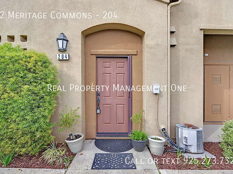 32 Meritage Cmn #204 — Photo 4